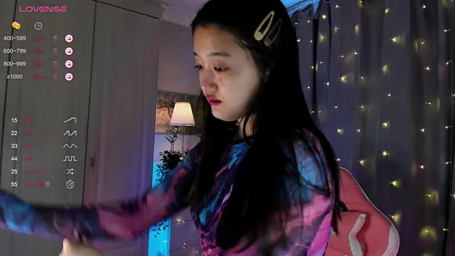 FreyaRaya online show from March 9, 8:51 am