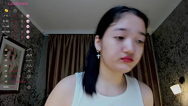 FreyaRaya online show from October 8, 3:30 am