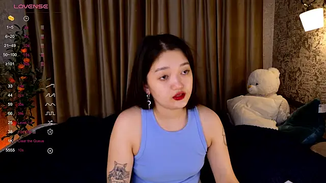 FreyaRaya online show from November 9, 3:10 am