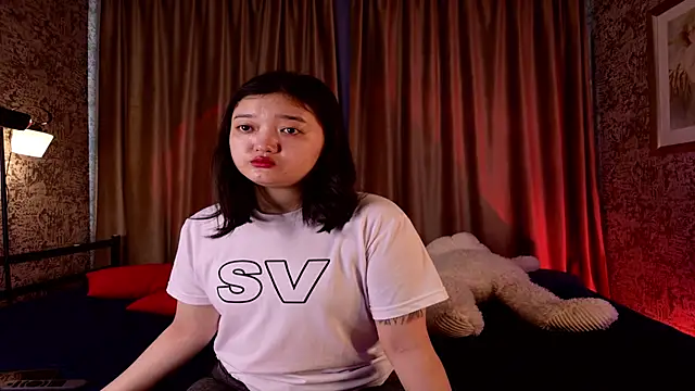 FreyaRaya online show from April 15, 3:23 am