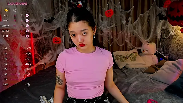 FreyaRaya online show from October 25, 2:33 am