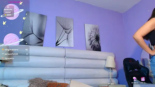 Snapshot of milan_sweet chatting on June 11, 2:53 am milan sweet online show from June 11, 2:53 am
