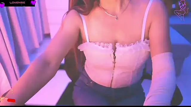 Snapshot of _Blue_Ruubyy_ chatting on February 25, 9:25 pm Blue Ruubyy online show from February 25, 9:25 pm