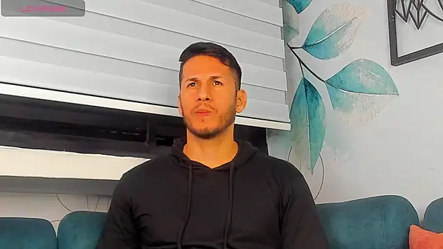 Snapshot of George_Diesell chatting on February 24, 11:27 pm George Diesell online show from February 24, 11:27 pm