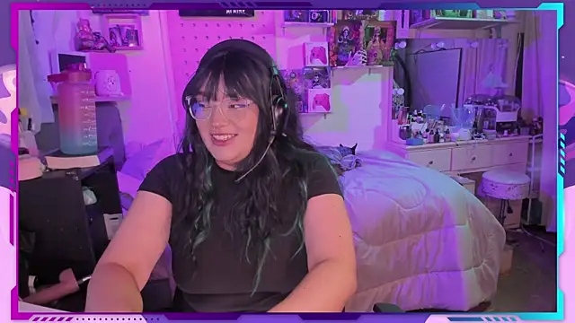 MegariaB online show from October 31, 4:09 am