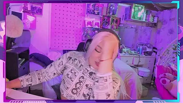 MegariaB online show from September 26, 3:46 am