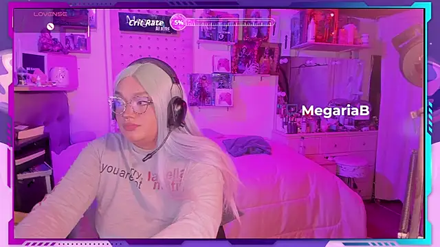 MegariaB online show from October 20, 4:25 am