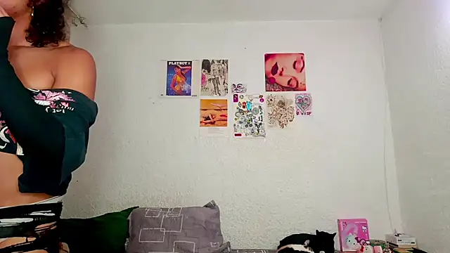 angelsdustxxx online show from February 12, 9:20 am