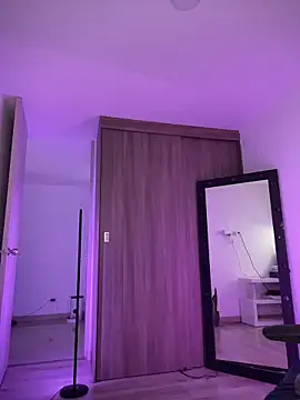 evangeline ch online show from February 10, 5:23 pm