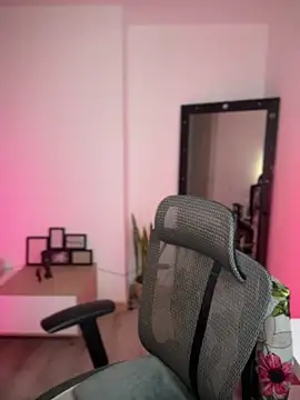 evangeline ch online show from October 22, 3:11 pm