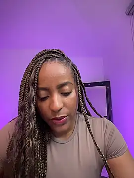 evangeline ch online show from December 2, 11:50 pm