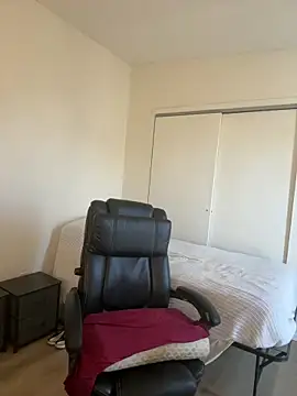 Snapshot of Drummajor chatting on September 15, 11:05 pm Drummajor online show from September 15, 11:05 pm