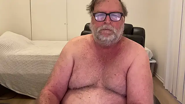 Snapshot of Drummajor chatting on September 24, 1:50 pm Drummajor online show from September 24, 1:50 pm