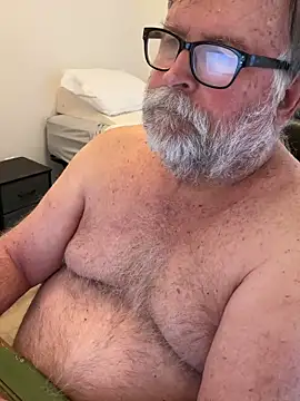 Snapshot of Drummajor chatting on March 4, 3:37 pm Drummajor online show from March 4, 3:37 pm