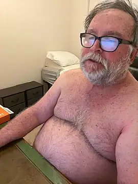 Snapshot of Drummajor chatting on March 2, 5:01 am Drummajor online show from March 2, 5:01 am