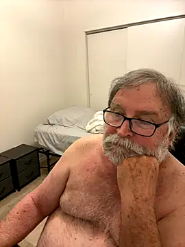 Snapshot of Drummajor chatting on November 30, 12:50 pm Drummajor online show from November 30, 12:50 pm