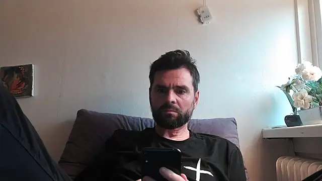 TB1977DK online show from December 19, 12:18 pm