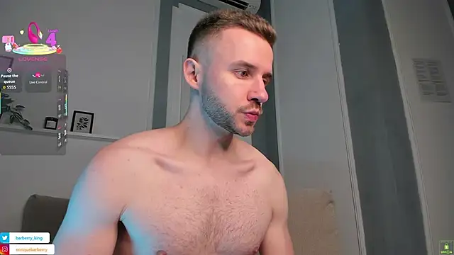 EnriqueBarberry online show from October 31, 6:32 am