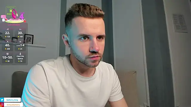 EnriqueBarberry online show from November 2, 6:18 am