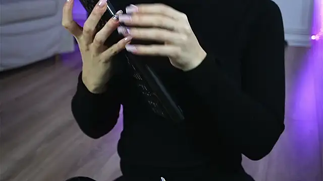 ivyleague  online show from February 8, 6:05 pm