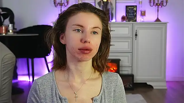 ivyleague  online show from November 4, 4:05 am