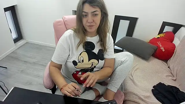 Dyana Kaylinn online show from March 30, 4:36 am