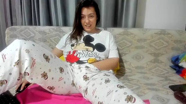 Snapshot of Dyana_Kaylinn chatting on March 21, 4:17 am Dyana Kaylinn online show from March 21, 4:17 am