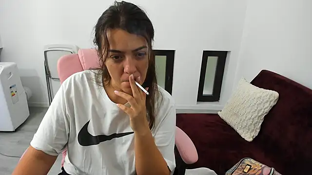Snapshot of Dyana_Kaylinn chatting on September 27, 4:51 am Dyana Kaylinn online show from September 27, 4:51 am