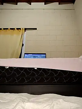 0hYeahbb online show from October 24, 1:26 am