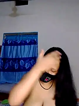 Snapshot of Depte- chatting on July 9, 2:05 pm Depte- online show from July 9, 2:05 pm