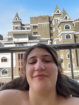 Snapshot of JessiMur chatting on November 27, 2:01 am JessiMur online show from November 27, 2:01 am