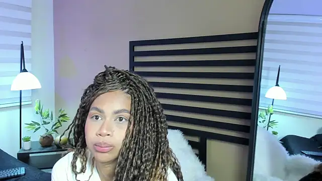 Snapshot of nayah__ chatting on July 11, 12:49 pm nayah online show from July 11, 12:49 pm