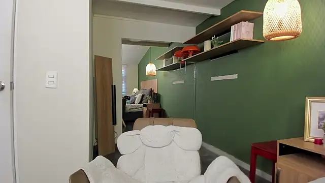 nayah   online show from March 15, 2:57 pm