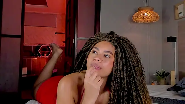 nayah   online show from October 3, 12:14 am