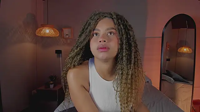 nayah   online show from March 14, 8:06 pm