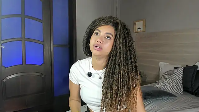 nayah   online show from March 2, 7:54 pm