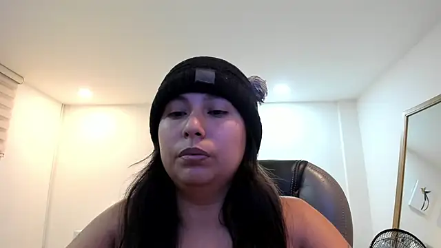 Snapshot of _Natalie18 chatting on February 26, 1:57 am Natalie18 online show from February 26, 1:57 am