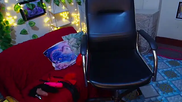 SnoowForYou online show from December 21, 1:57 pm