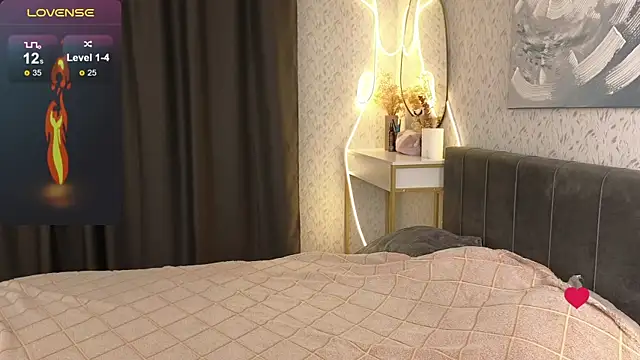 YourSweetDream  online show from October 8, 8:16 am