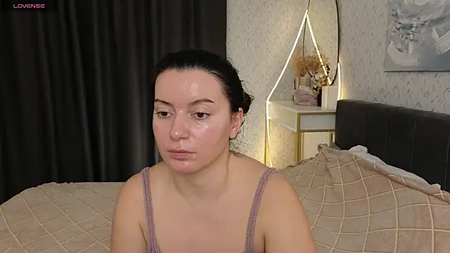 YourSweetDream  online show from November 18, 8:28 am