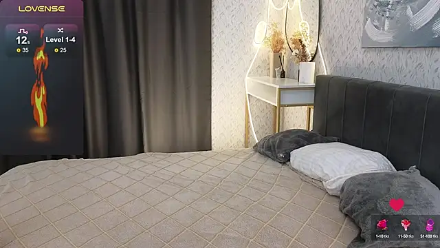 YourSweetDream  online show from October 5, 8:27 am