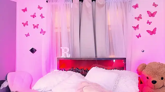 rosemonrooe online show from February 12, 9:36 pm