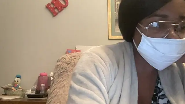 MommyConfident online show from November 7, 8:57 pm