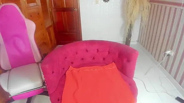 Devil Sara online show from January 13, 1:04 pm