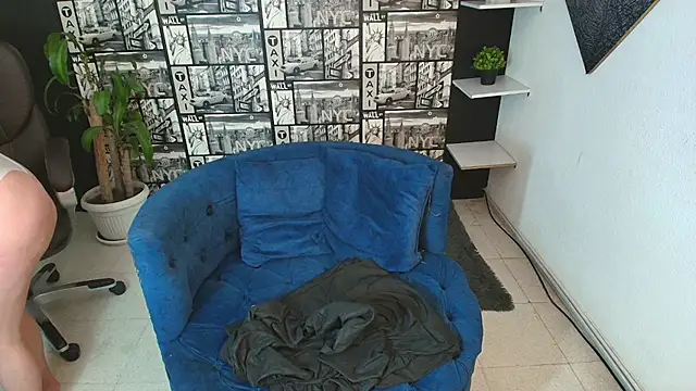 Devil Sara online show from December 5, 7:01 pm