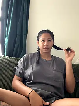 VanessaBling online show from December 5, 3:43 pm