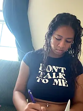 VanessaBling online show from November 7, 4:11 pm