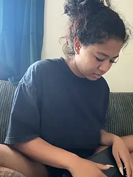 VanessaBling online show from January 10, 4:13 pm