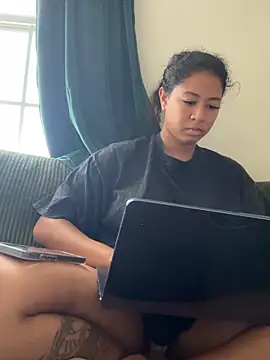 VanessaBling online show from December 18, 4:00 pm