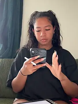 VanessaBling online show from March 28, 3:13 pm